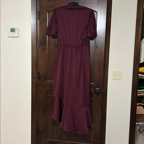 NINE WEST BURGUNDY DRESS - Picture 5 of 5